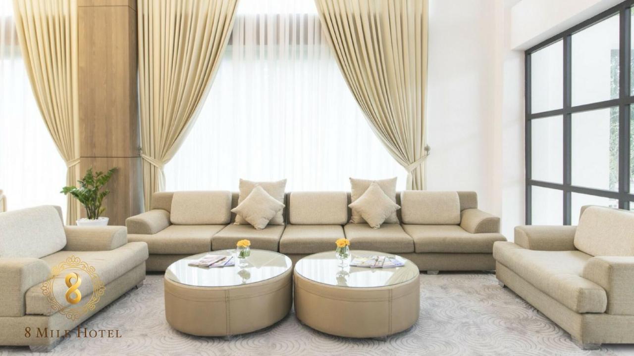 8 Mile Hotel Янгон Экстерьер фото